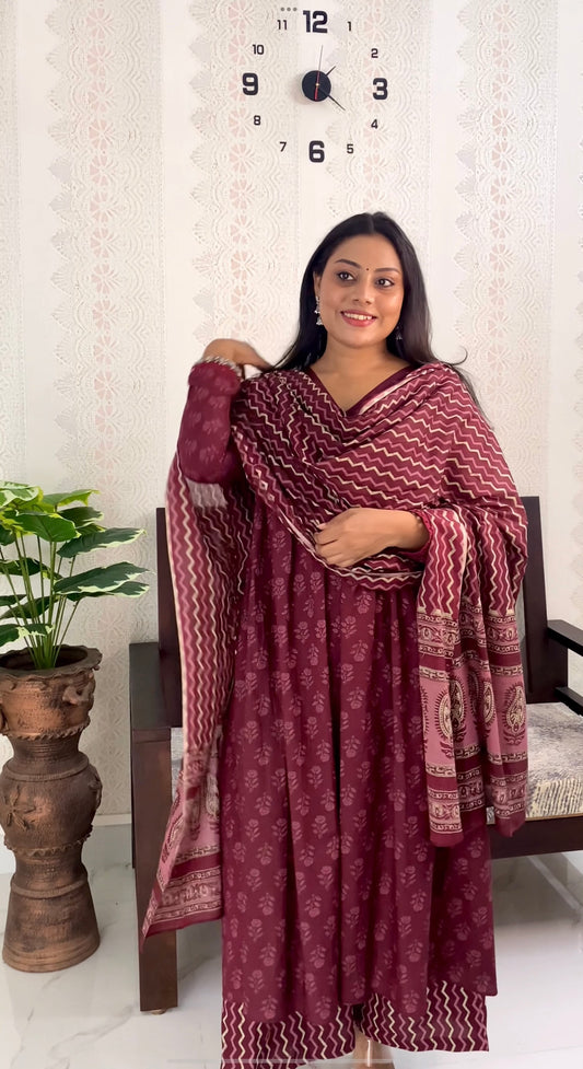 Burgundy
Jaipuri Cotton Salwar Set